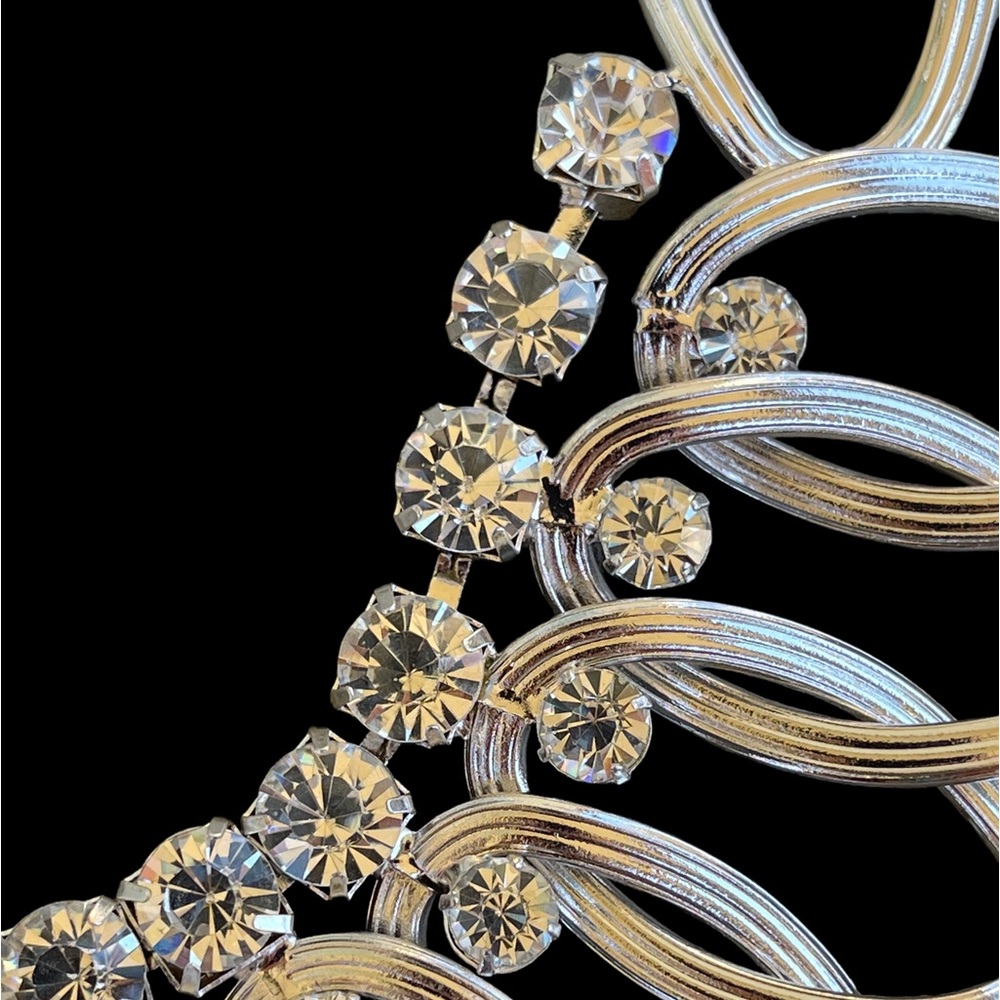 Silver Oval Crystal Handmade Link Necklace - Picture 7 of 9